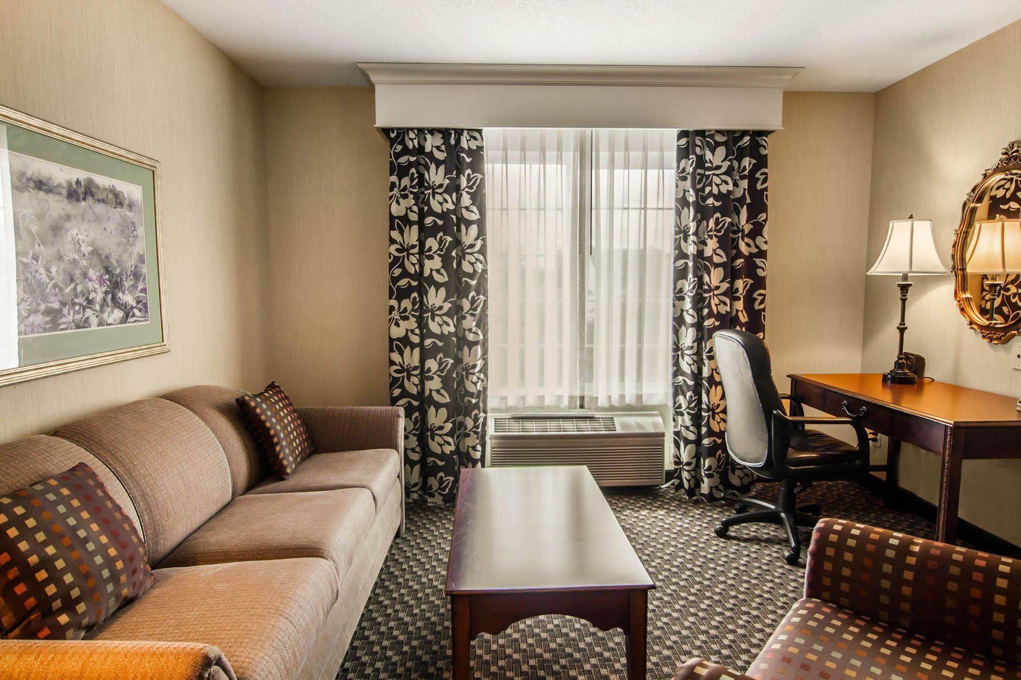 Comfort Suites Корвалис Екстериор снимка
