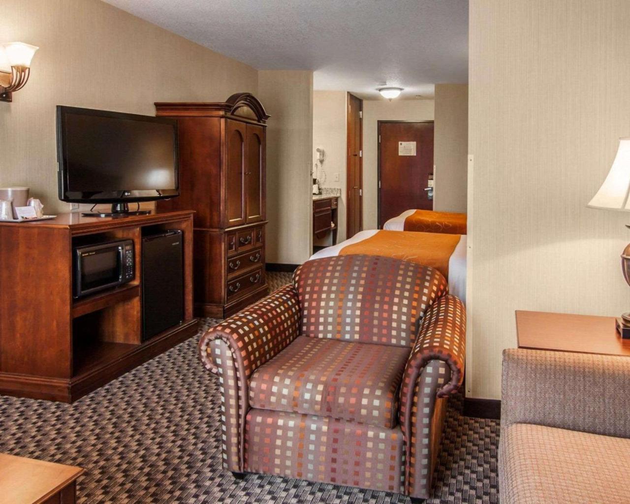 Comfort Suites Корвалис Екстериор снимка